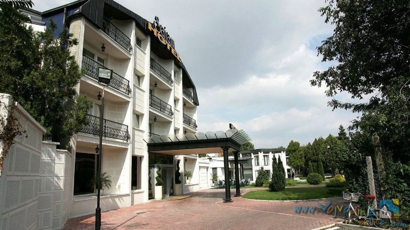 Hotel Sajam Novi Sad Exterior photo